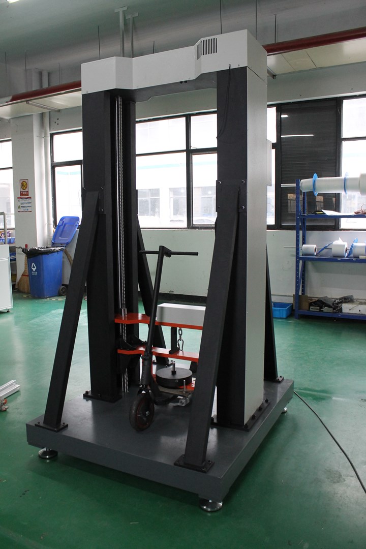 江蘇力高滑板車多功能沖擊試驗(yàn)機(jī)交付福建客戶